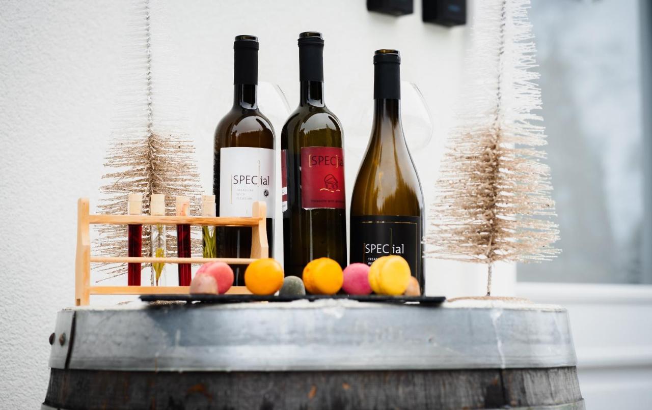 Design & Wine Vila Special Bled Bagian luar foto