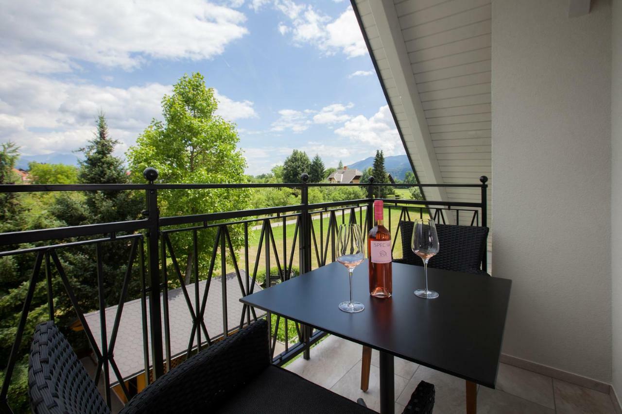 Design & Wine Vila Special Bled Bagian luar foto