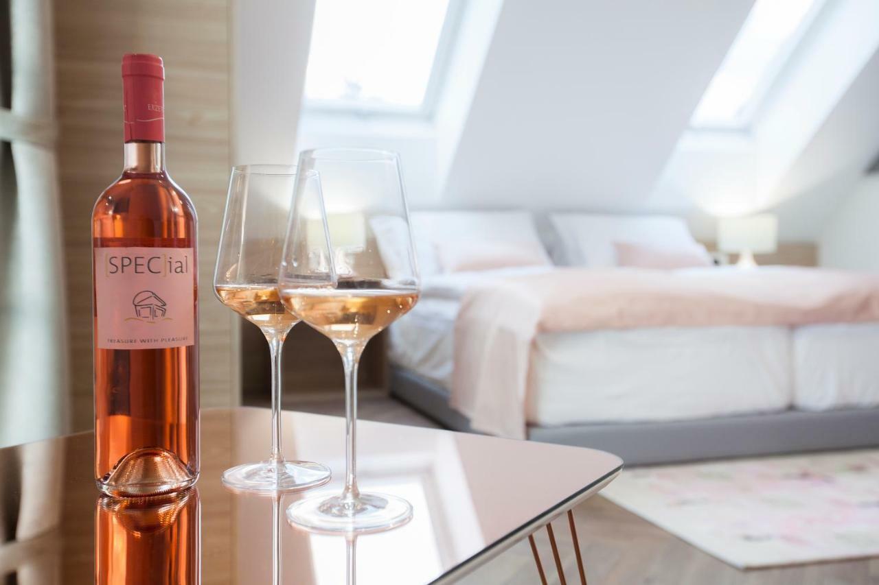 Design & Wine Vila Special Bled Bagian luar foto